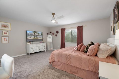 Townhouse in Tampa, Florida 3 bedrooms, 192.4 sq.m. № 2203372 - photo 28