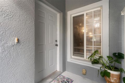 Townhouse in Tampa, Florida 3 bedrooms, 192.4 sq.m. № 2203372 - photo 4