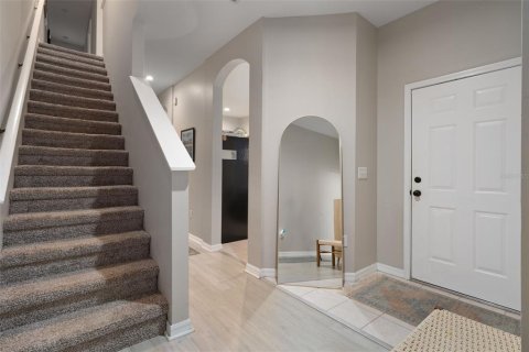Townhouse in Tampa, Florida 3 bedrooms, 192.4 sq.m. № 2203372 - photo 5