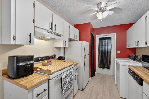 Condominio en venta en Tavares, Florida, 3 dormitorios, 105.91 m2 № 1908023 - foto 13