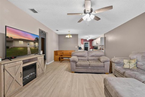 Condominio en venta en Tavares, Florida, 3 dormitorios, 105.91 m2 № 1908023 - foto 6