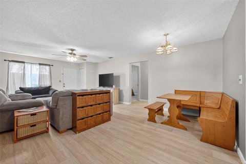 Condominio en venta en Tavares, Florida, 3 dormitorios, 105.91 m2 № 1908023 - foto 10