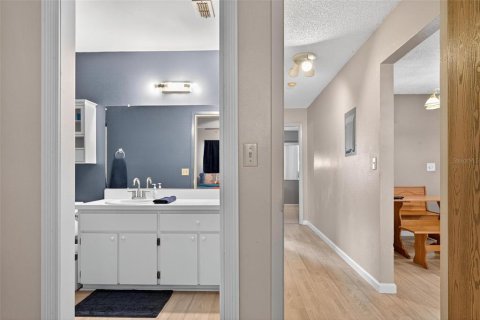 Condominio en venta en Tavares, Florida, 3 dormitorios, 105.91 m2 № 1908023 - foto 22