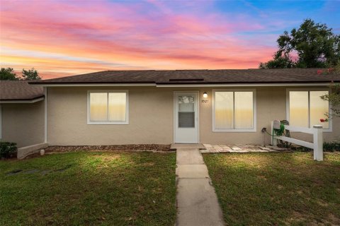 Condominio en venta en Tavares, Florida, 3 dormitorios, 105.91 m2 № 1908023 - foto 3