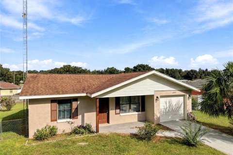 House in Ocala, Florida 3 bedrooms, 103.77 sq.m. № 2395874 - photo 25