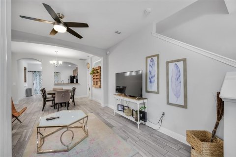 House in Tampa, Florida 3 bedrooms, 173.36 sq.m. № 2378035 - photo 6