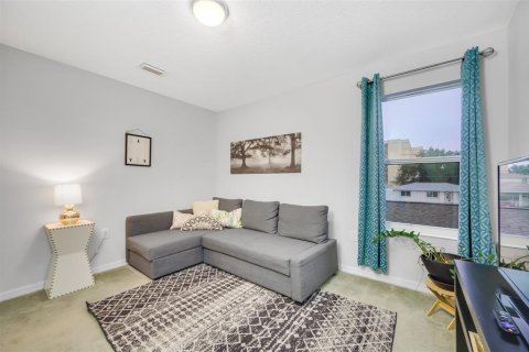 House in Tampa, Florida 3 bedrooms, 173.36 sq.m. № 2378035 - photo 25