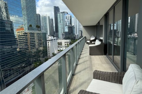 Снять в аренду кондоминиум в Майами, Флорида 2 спальни, 89.46м2, № 1987590 - фото 10