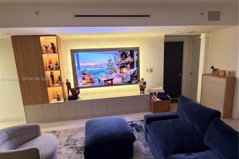 Снять в аренду кондоминиум в Майами, Флорида 2 спальни, 89.46м2, № 1987590 - фото 21