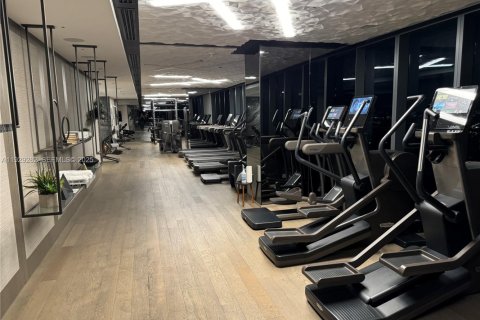 Снять в аренду кондоминиум в Майами, Флорида 2 спальни, 89.46м2, № 1987590 - фото 15