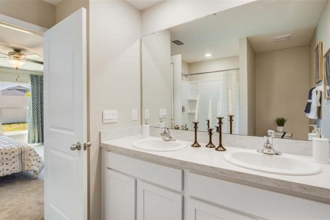 Villa ou maison à vendre à Wildwood, Floride: 3 chambres, 139.73 m2 № 1845316 - photo 9