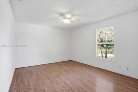 House in Loxahatchee Groves, Florida 3 bedrooms, 203.83 sq.m. № 2026647 - photo 13