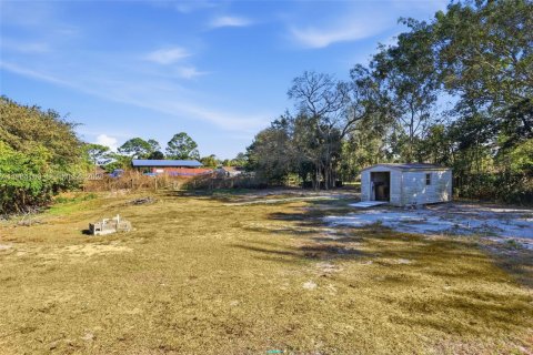 House in Loxahatchee Groves, Florida 3 bedrooms, 203.83 sq.m. № 2026647 - photo 21