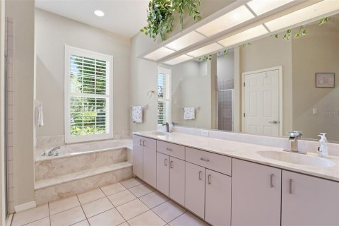 House in Nokomis, Florida 4 bedrooms, 240.9 sq.m. № 2143016 - photo 27