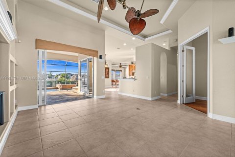 Купить виллу или дом в Кейп-Корал, Флорида 3 спальни, 225.38м2, № 2006724 - фото 8