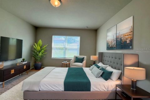 House in SUMMERS CAY in Thonotosassa, Florida 3 bedrooms, 171.31 sq.m. № 2396388 - photo 9