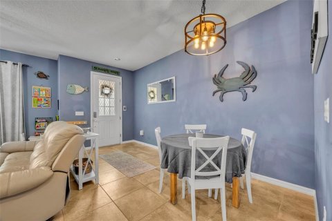 Купить таунхаус в Киссимми, Флорида 6 комнат, 141.95м2, № 1909925 - фото 10