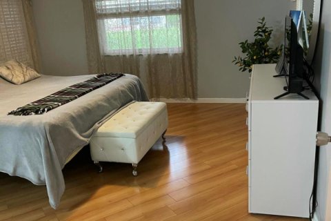 Снять в аренду квартиру в Бока-Ратон, Флорида 3 комнаты, 123.75м2, № 2083523 - фото 16