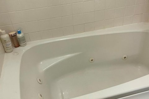 Снять в аренду квартиру в Бока-Ратон, Флорида 3 комнаты, 123.75м2, № 2083523 - фото 21