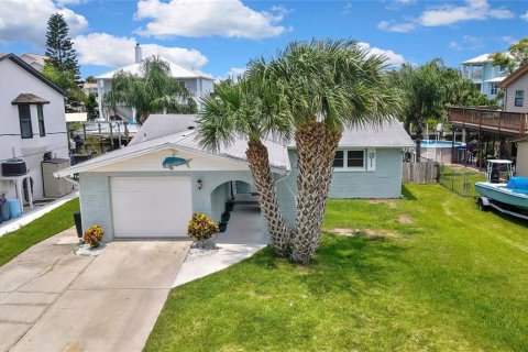 Villa ou maison à vendre à Hudson, Floride: 2 chambres, 112.6 m2 № 1853238 - photo 1