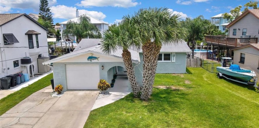 Villa ou maison à Hudson, Floride 2 chambres, 112.6 m2 № 1853238