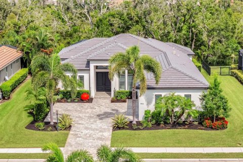 House in Bradenton, Florida 3 bedrooms, 262.08 sq.m. № 1845283 - photo 2