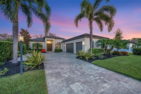 House in Bradenton, Florida 3 bedrooms, 262.08 sq.m. № 1845283 - photo 3