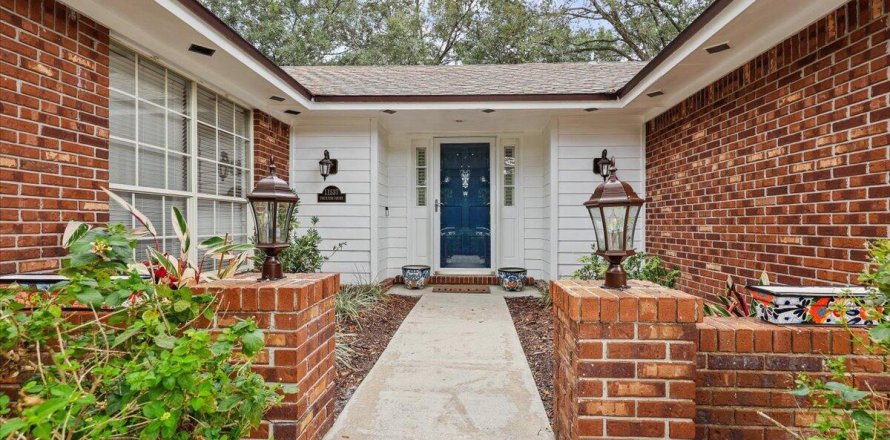 House in Jacksonville, Florida 4 bedrooms, 207.08 sq.m. № 809417