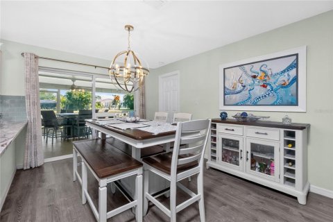 Villa ou maison à vendre à Rotonda, Floride: 4 chambres, 161.56 m2 № 2196993 - photo 23