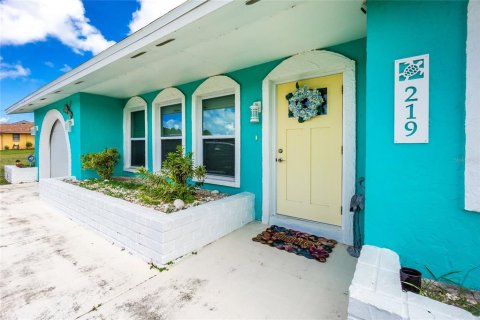 Villa ou maison à vendre à Rotonda, Floride: 4 chambres, 161.56 m2 № 2196993 - photo 3