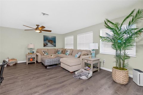Villa ou maison à vendre à Rotonda, Floride: 4 chambres, 161.56 m2 № 2196993 - photo 12