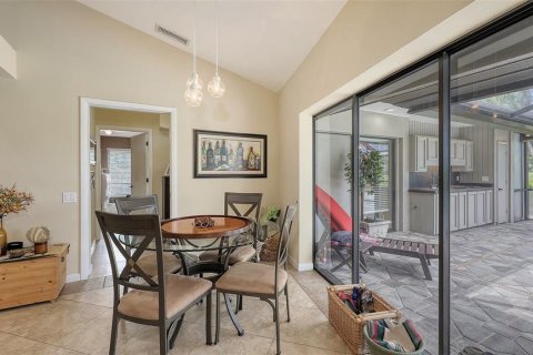 House in Sarasota, Florida 4 bedrooms, 278.89 sq.m. № 1843864 - photo 22