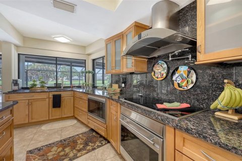 House in Sarasota, Florida 4 bedrooms, 278.89 sq.m. № 1843864 - photo 19