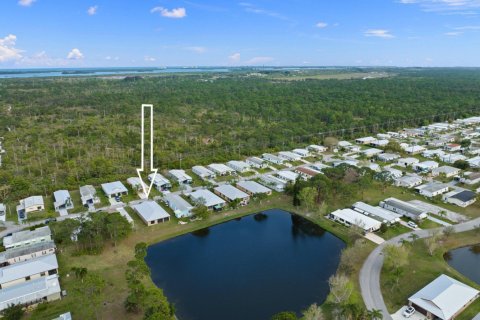 Casa en venta en Fort Pierce, Florida, 3 dormitorios, 163.14 m2 № 1059090 - foto 1