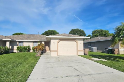 Appartement à Cape Coral, Floride 3 chambres, 113.71 m2 № 2358529