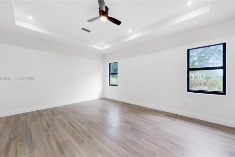 House in Davie, Florida 5 bedrooms, 343.74 sq.m. № 1860233 - photo 8