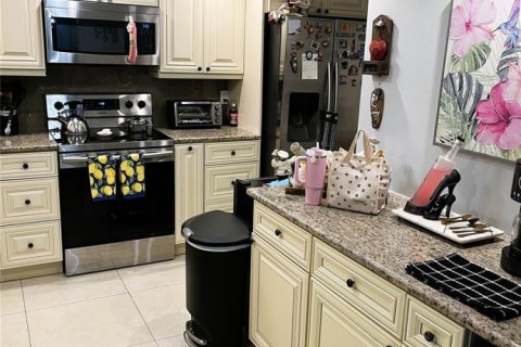 Copropriété à vendre à Fort Lauderdale, Floride: 2 chambres, 133.31 m2 № 2243344 - photo 8