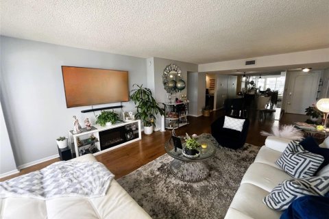 Copropriété à vendre à Fort Lauderdale, Floride: 2 chambres, 133.31 m2 № 2243344 - photo 16
