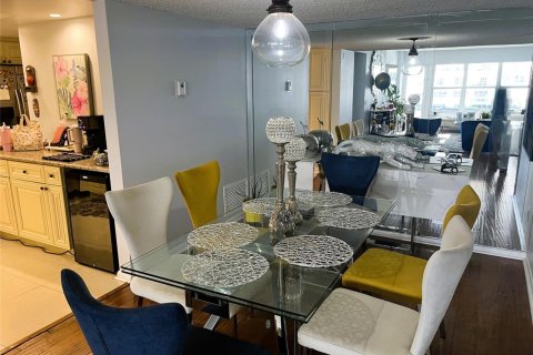 Copropriété à vendre à Fort Lauderdale, Floride: 2 chambres, 133.31 m2 № 2243344 - photo 21
