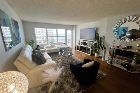 Copropriété à vendre à Fort Lauderdale, Floride: 2 chambres, 133.31 m2 № 2243344 - photo 18