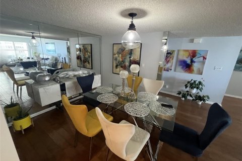 Copropriété à vendre à Fort Lauderdale, Floride: 2 chambres, 133.31 m2 № 2243344 - photo 23