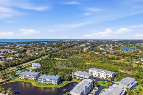 Townhouse in Placida, Florida 3 bedrooms, 213.12 sq.m. № 2103231 - photo 9
