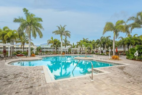 Townhouse in Placida, Florida 3 bedrooms, 213.12 sq.m. № 2103231 - photo 20