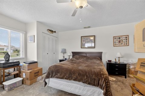 Condo in Sun City Center, Florida, 2 bedrooms  № 2197031 - photo 29