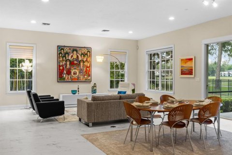 House in Orlando, Florida 4 bedrooms, 267.28 sq.m. № 2214170 - photo 24