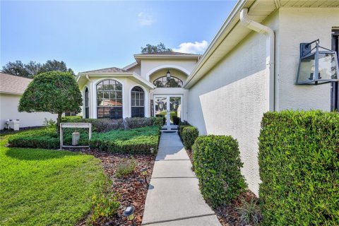 House in Spring Hill, Florida 3 bedrooms, 157.66 sq.m. № 2217830 - photo 5