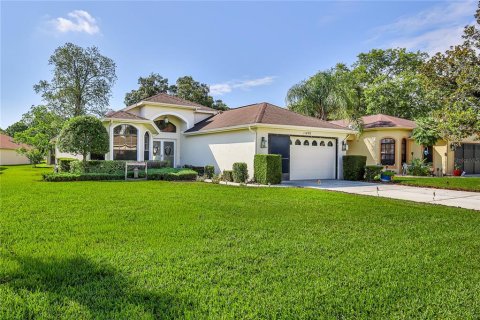 House in Spring Hill, Florida 3 bedrooms, 157.66 sq.m. № 2217830 - photo 4
