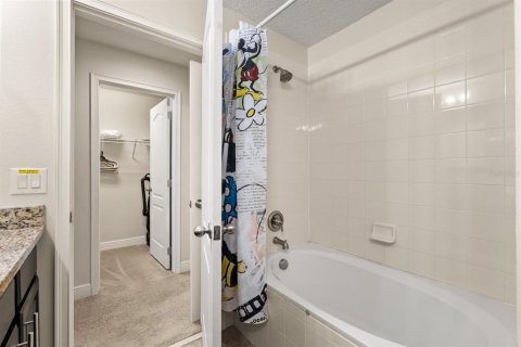 Touwnhouse à vendre à Davenport, Floride: 3 chambres, 151.62 m2 № 2148347 - photo 13