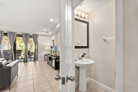 Touwnhouse à vendre à Davenport, Floride: 3 chambres, 151.62 m2 № 2148347 - photo 9