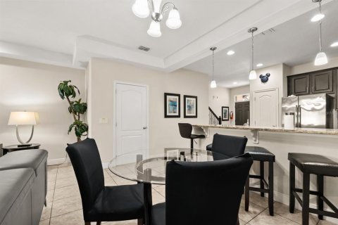 Touwnhouse à vendre à Davenport, Floride: 3 chambres, 151.62 m2 № 2148347 - photo 7